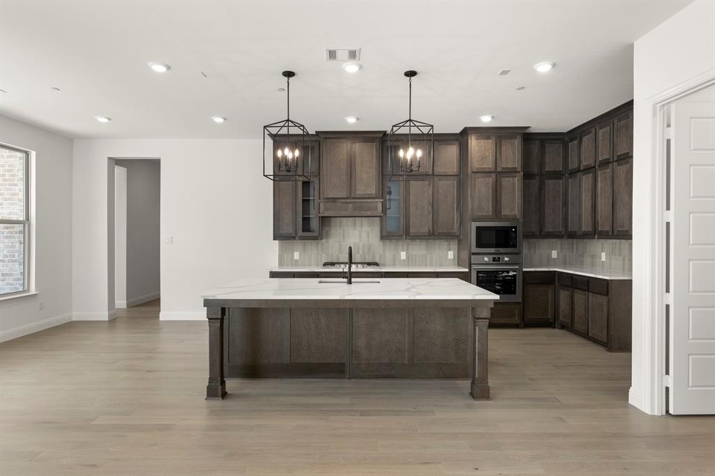 Las Brisas at Stoney Creek - Residential