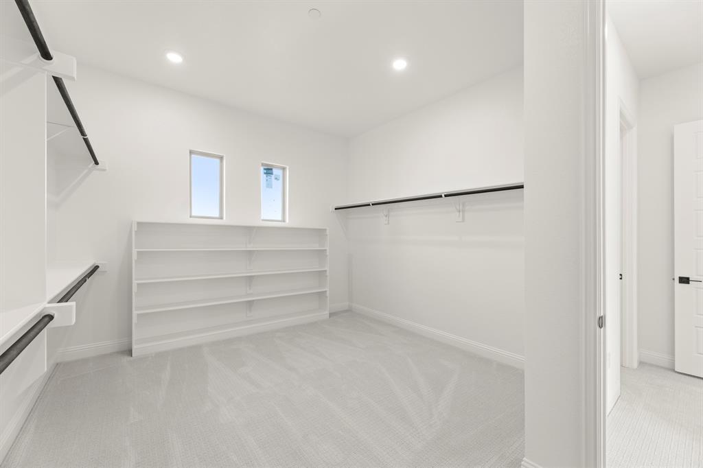 Las Brisas at Stoney Creek - Residential