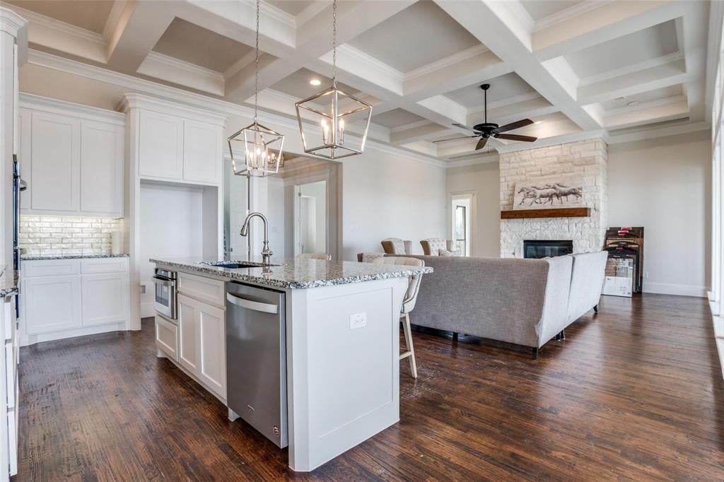 118 White Wing Court