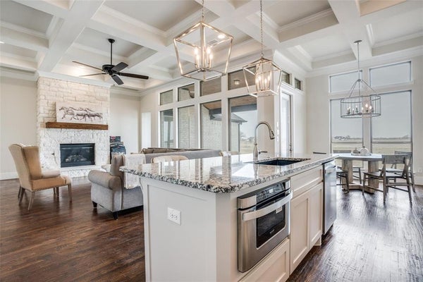 118 WHITE WING CT, WEATHERFORD, TX 76088 - Image 185c2f0fdbefa7e023b5655aaf56d2d7/2684768047