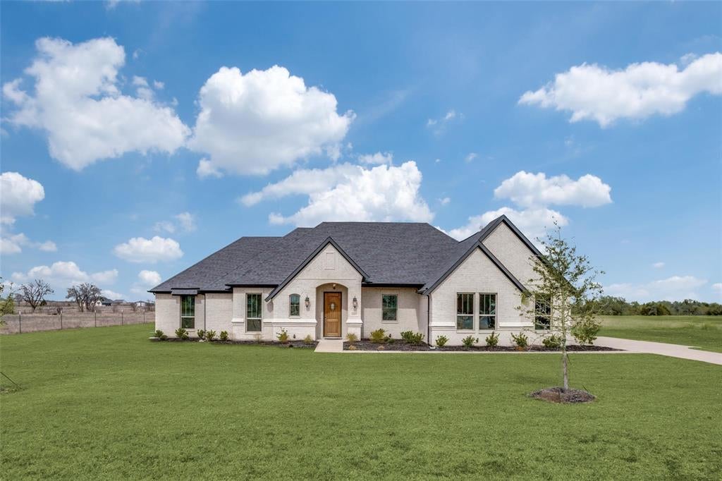 118 White Wing Court