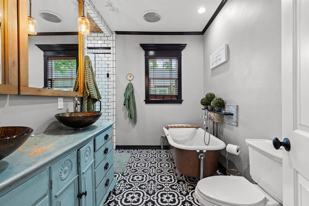 0016.00S48 - Residential