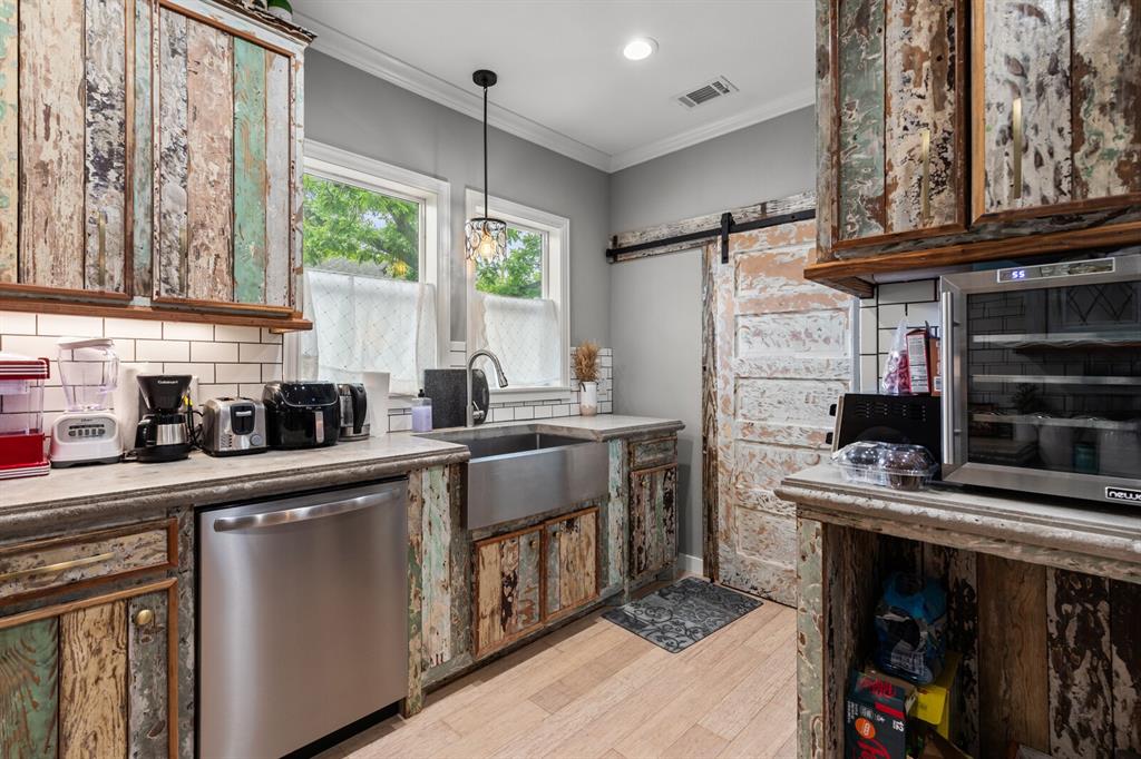 0016.00S48 - Residential