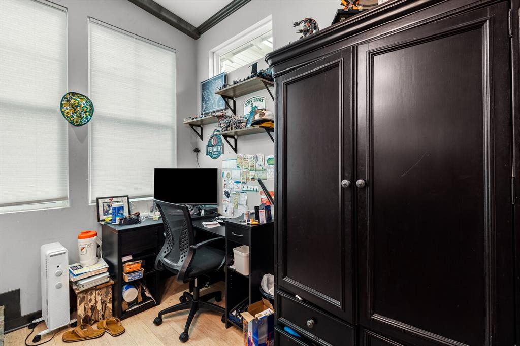 0016.00S48 - Residential