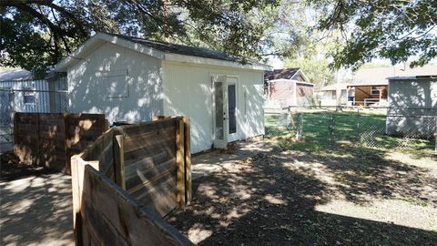 A home in Kaufman