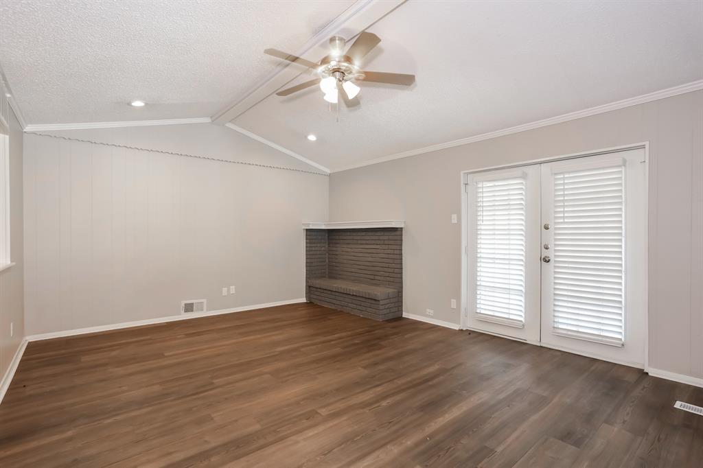 7011 Pickrell Drive
