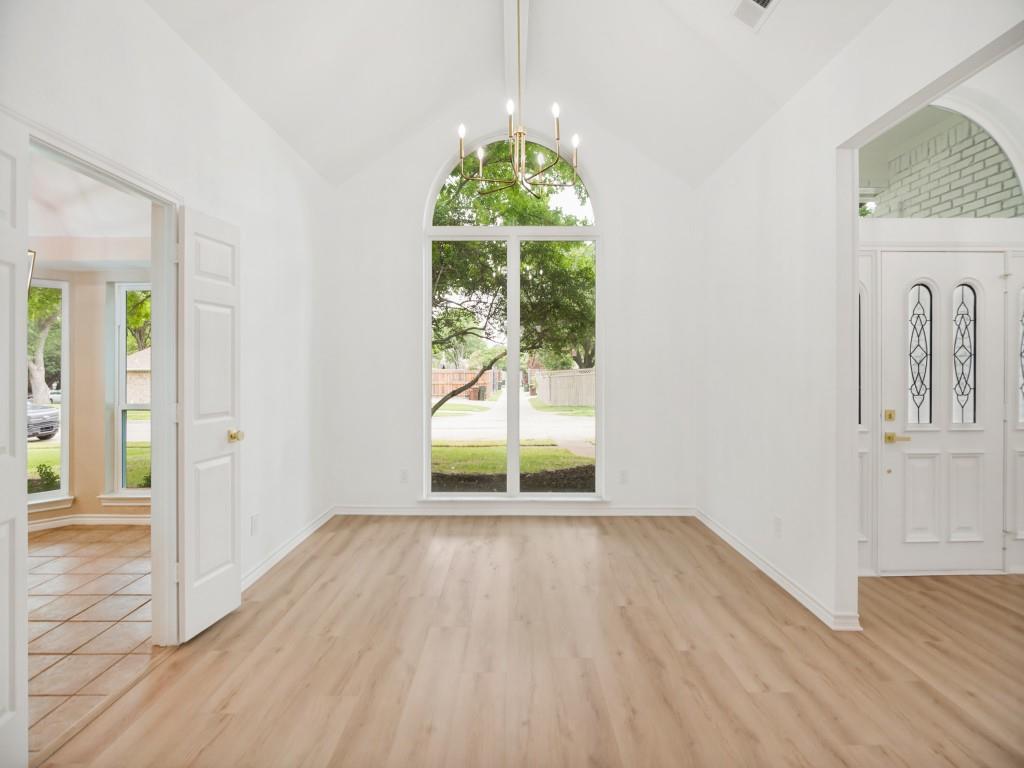 4312 Avonshire Lane