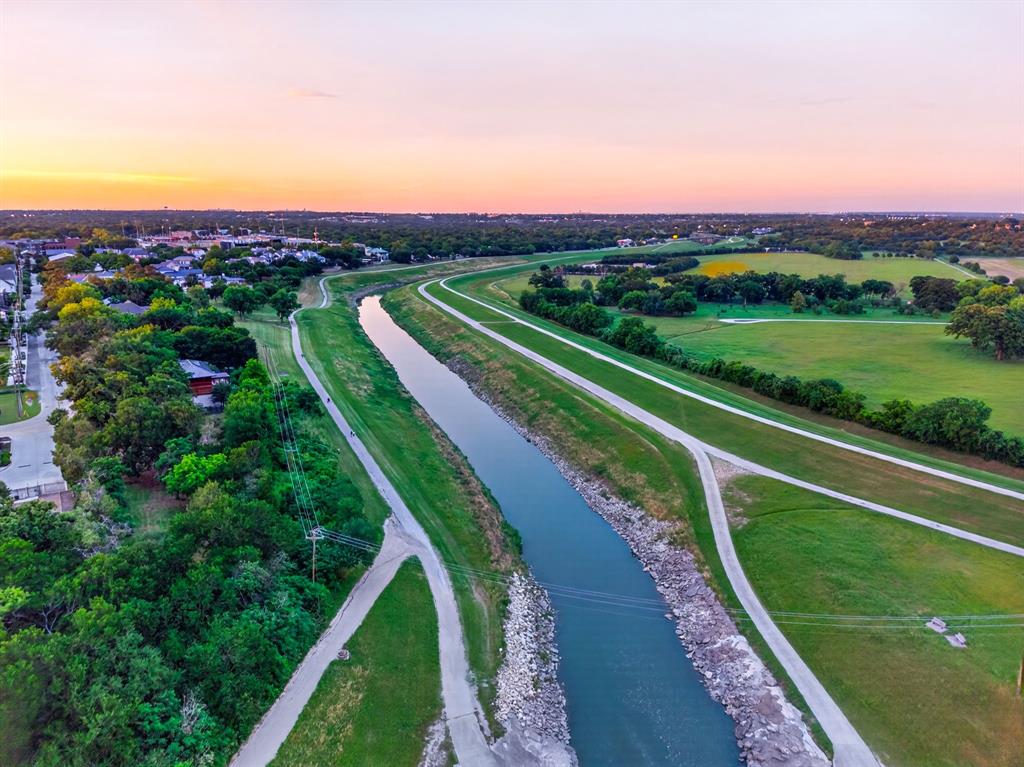 Rivercrest Add - Land