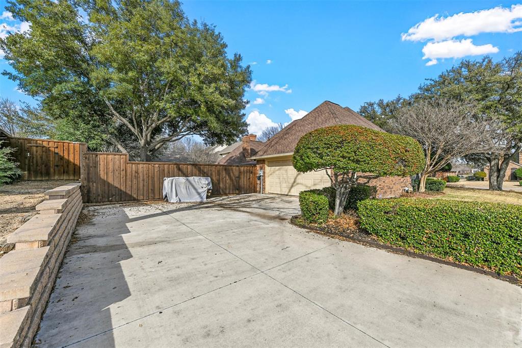 Oakmont Estates 2 - Residential Lease