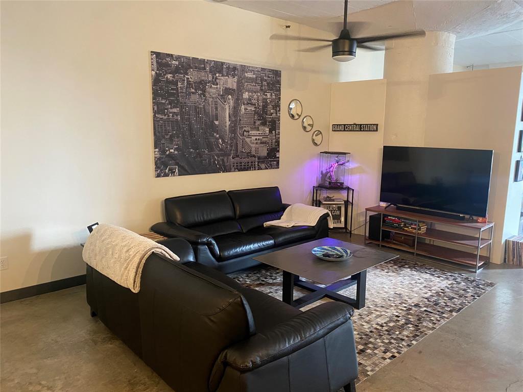 1122 Jackson Street 303
