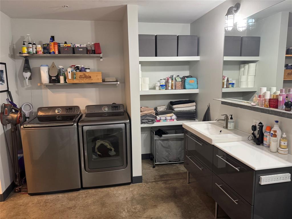 Soco Urban Loft Condo - Residential