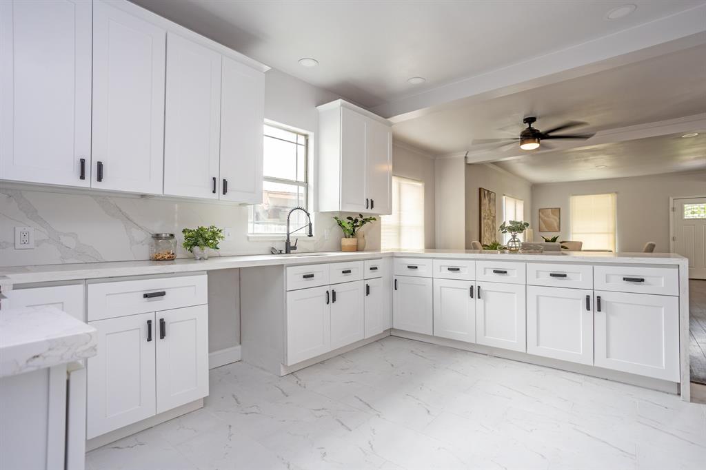 Winnetka Heights - Residential