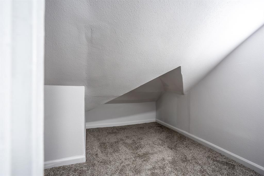 Winnetka Heights - Residential