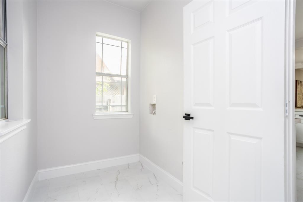 Winnetka Heights - Residential