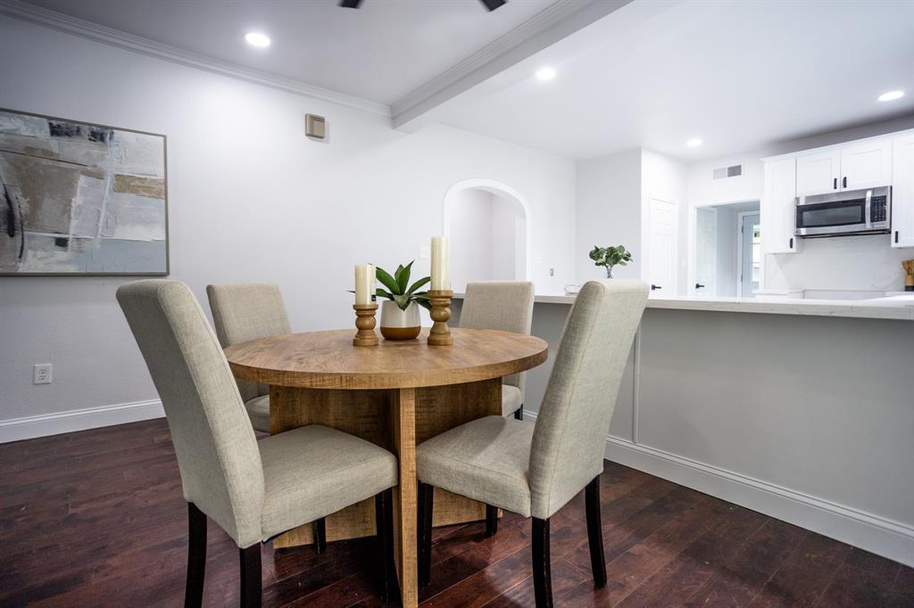 Winnetka Heights - Residential