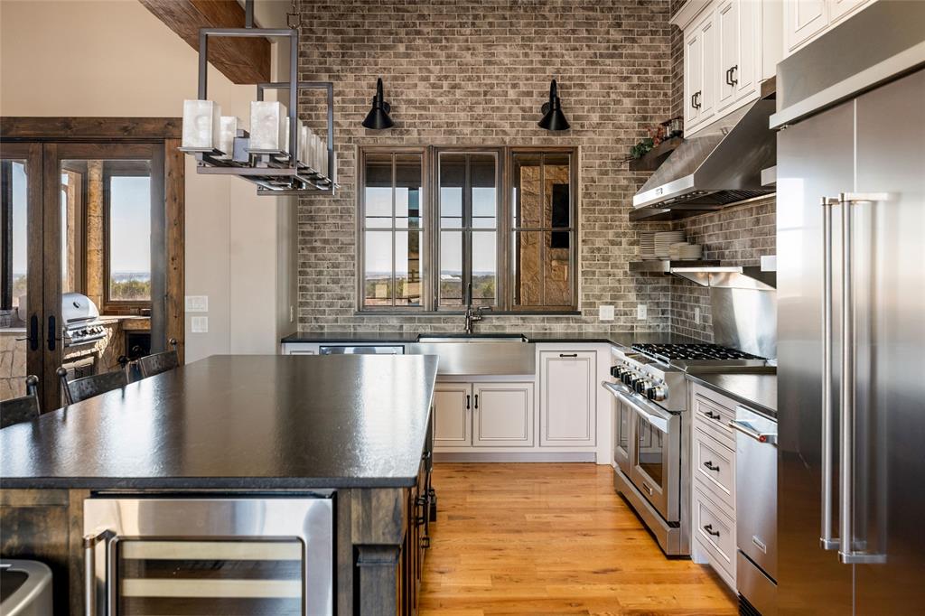 Ranch Estate - Residential