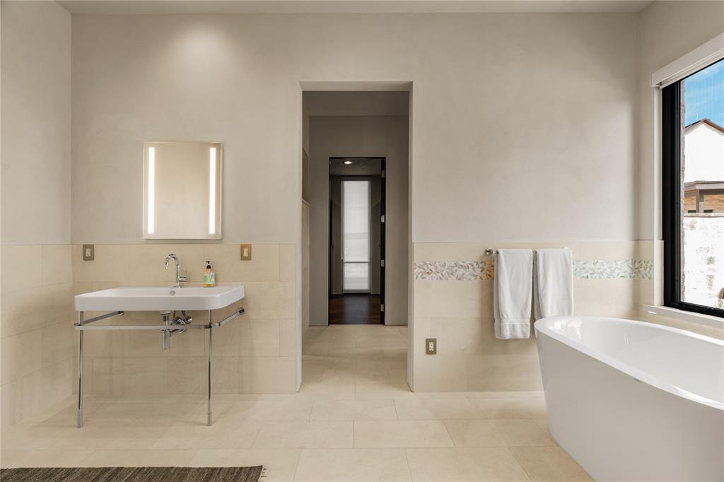 Ranch Estate - Residential