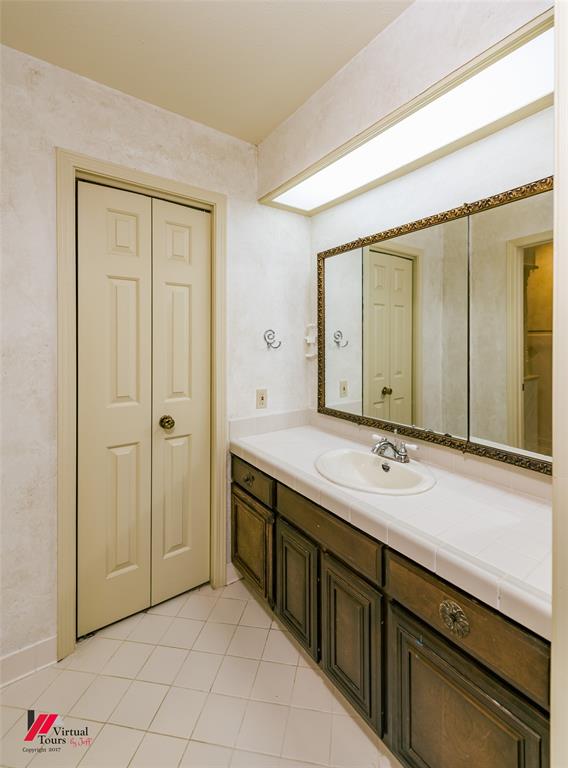 Tealwood Twnhs - Residential