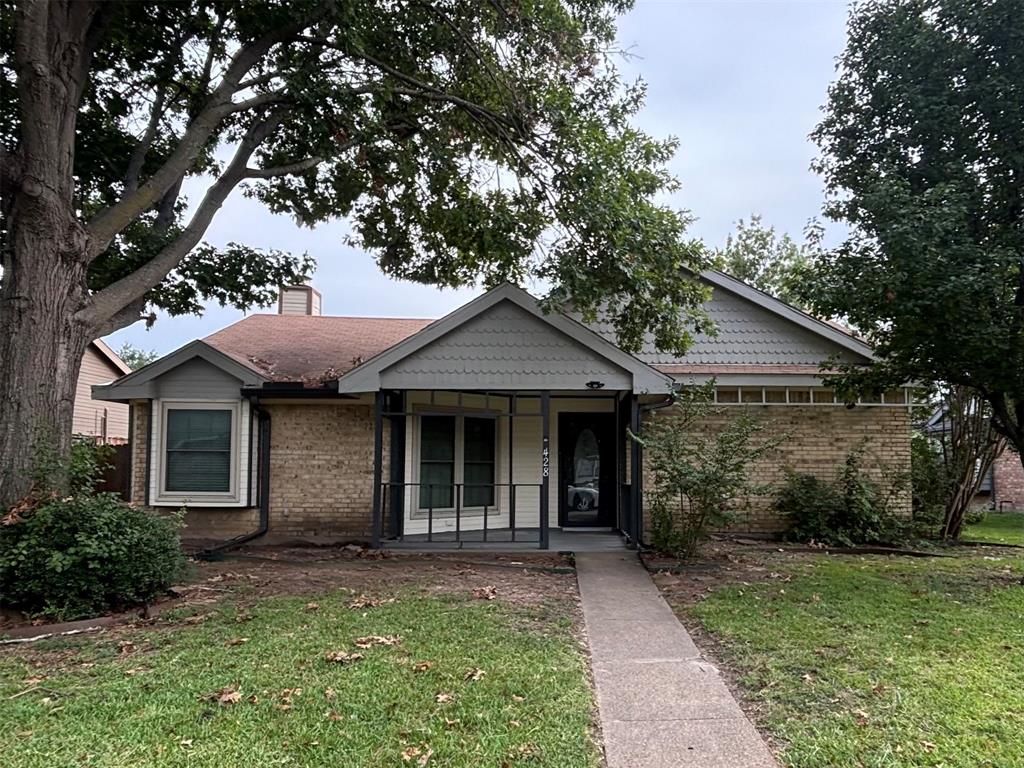 Photo of 428 Covey Lane, Mesquite, TX 75150 (MLS # 21068438)