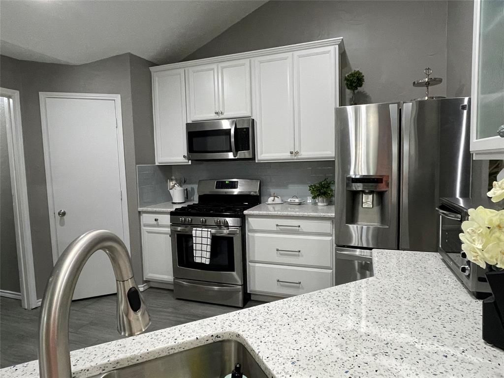 Photo of 428 Covey Lane, Mesquite, TX 75150 (MLS # 21068438)