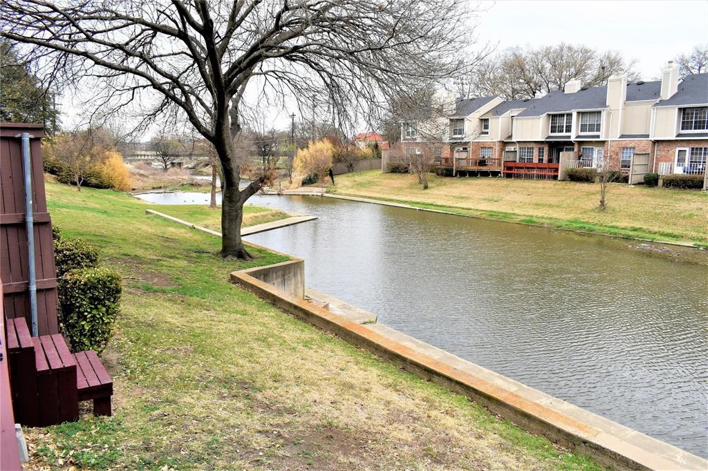 Lakeside Landing Twnhms - Residential