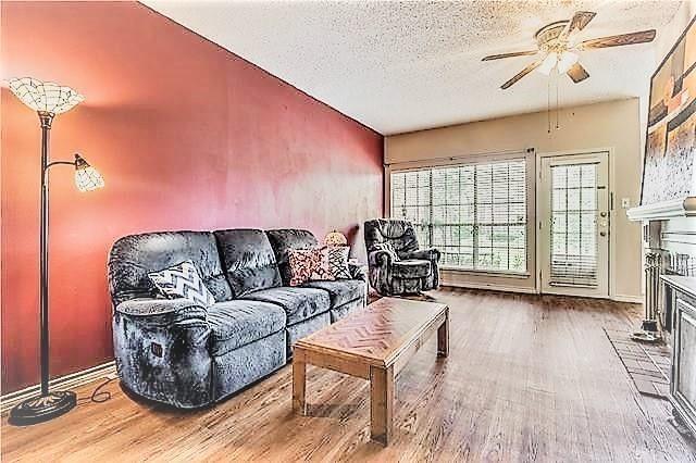 Lakeside Landing Twnhms - Residential