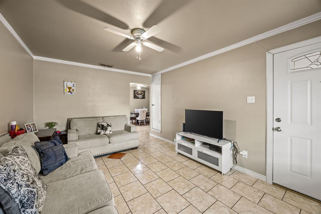 1513 Glynn Oaks Drive