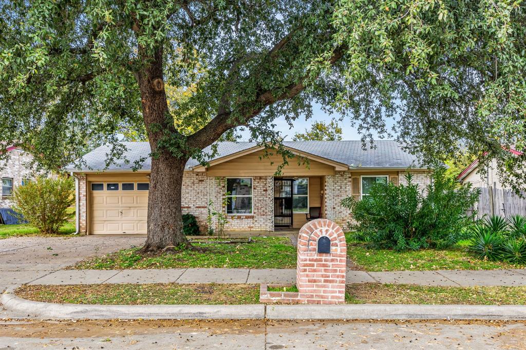 1513 Glynn Oaks Drive