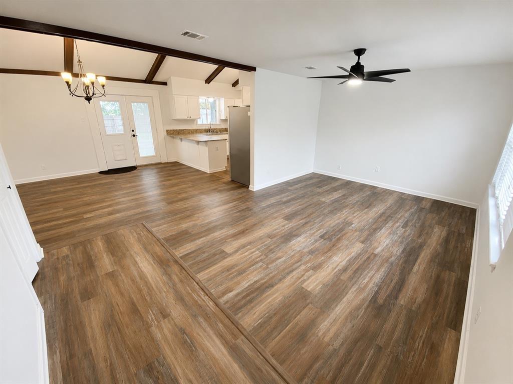 1205 S Valentine Drive