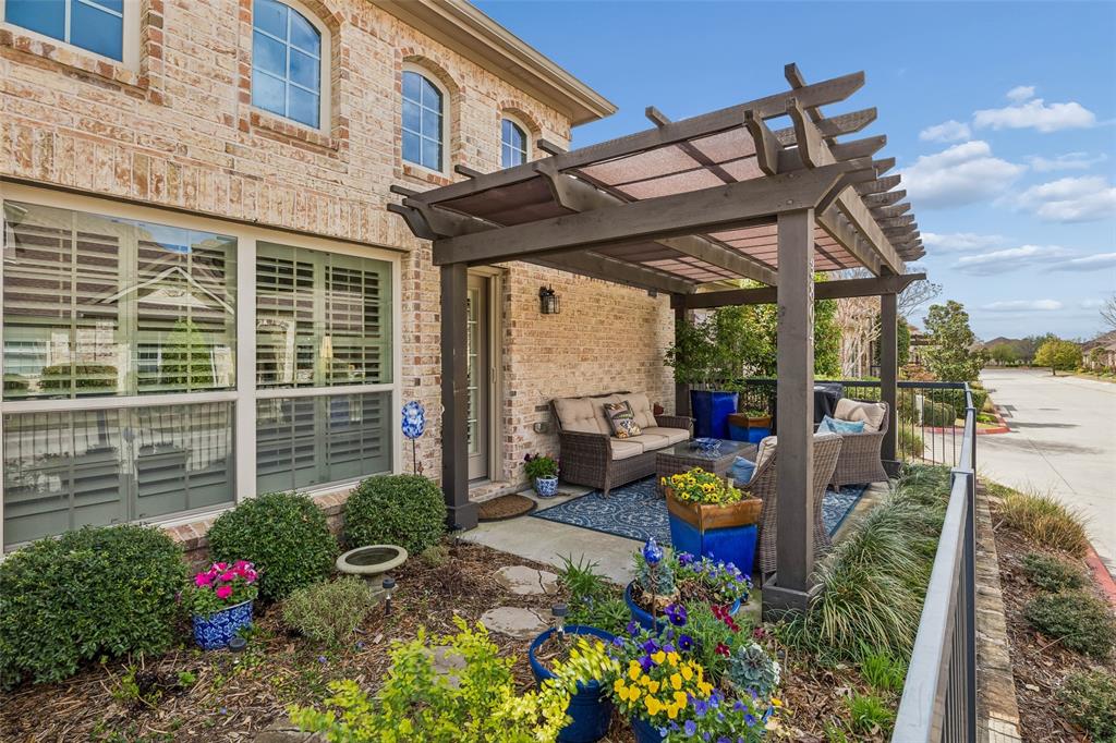 Villas At Willow Grove - Residential