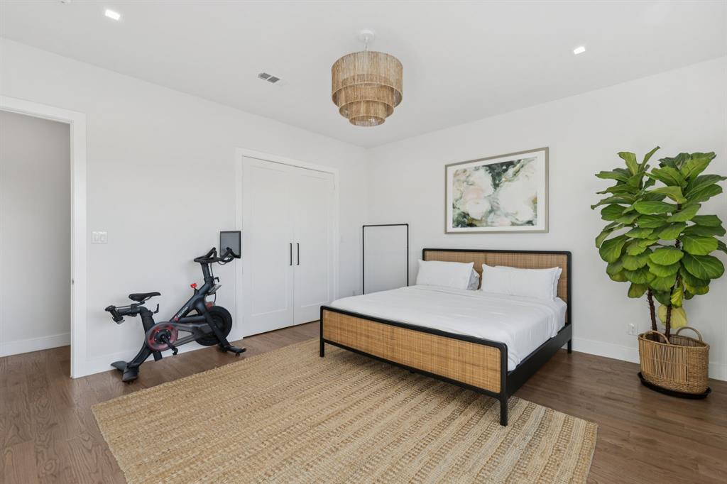 Ross Ave Annex - Residential Lease