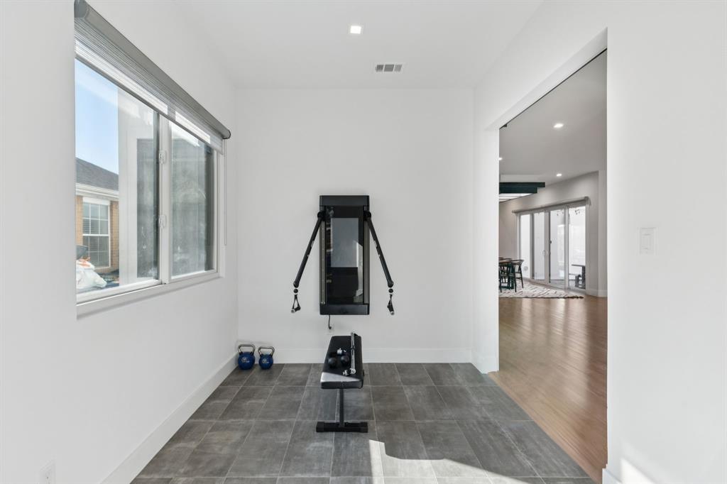 Ross Ave Annex - Residential Lease