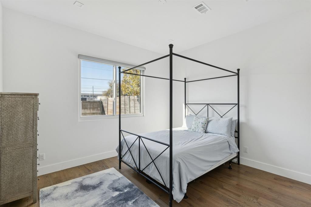 Ross Ave Annex - Residential Lease