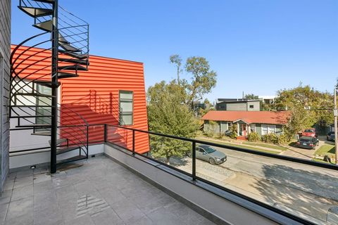 Tiny photo for 2231 Madera Street, Dallas, TX 75206 (MLS # 21124636)