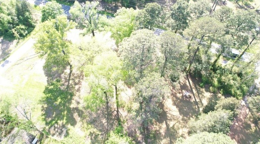 SUPERIOR LOCATION for residential development! Located on the corner of Norris Ferry and Minnett Dr, this multi parcel property totaling .68 acres, is desired to be sold as one. Short commute to the I-49 Southern Loop exit as well as Southern Loop and Norris Ferry developments, such as restaurants El Cabo Verde, Windrush Grill, Franks Seafood, Southern Maid, Rhino Coffee, Brookshire's Grocery, Johnny's Pizza, Daqs Wings and Grill, Anytime Fitness, and more! Located outside of the city limits, this is THE place to build your dream home.