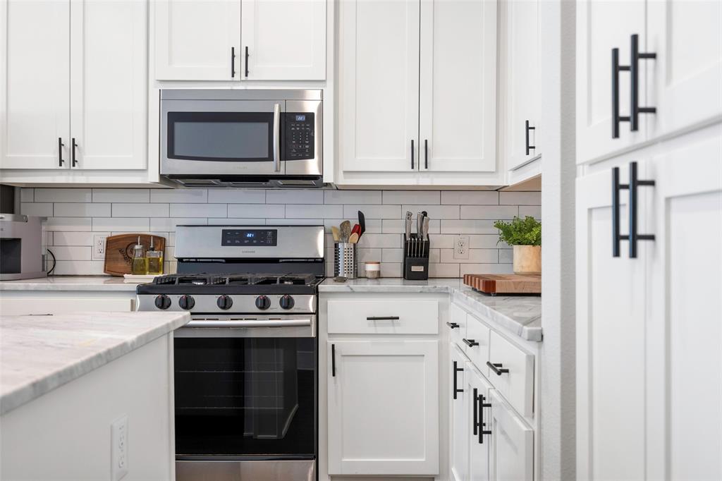 Henderson Heights Condo Bldg #1 - Residential Lease