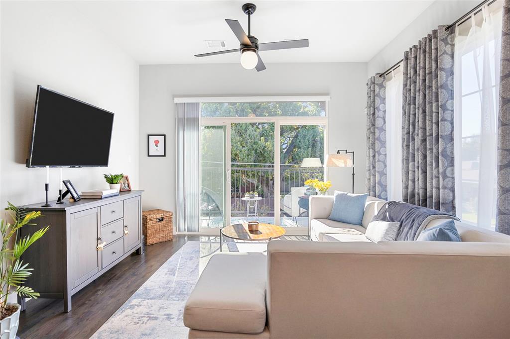 Henderson Heights Condo Bldg #1 - Residential Lease