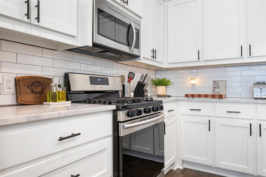 Henderson Heights Condo Bldg #1 - Residential Lease