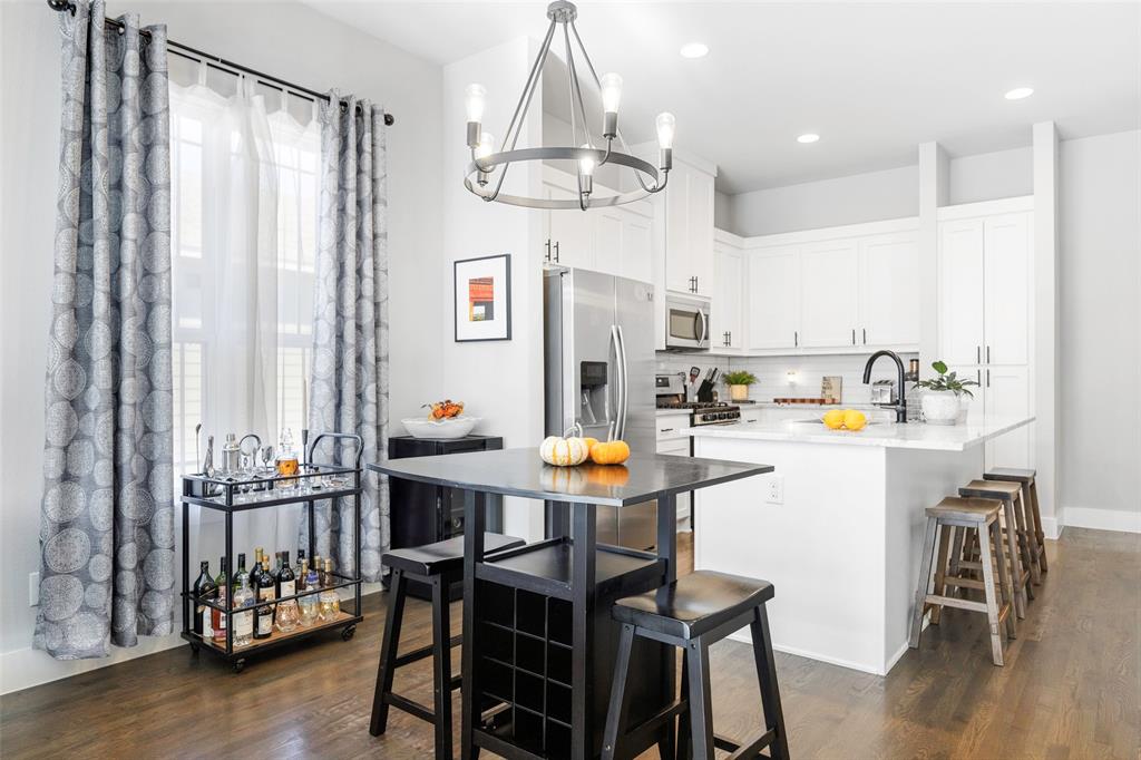 Henderson Heights Condo Bldg #1 - Residential Lease