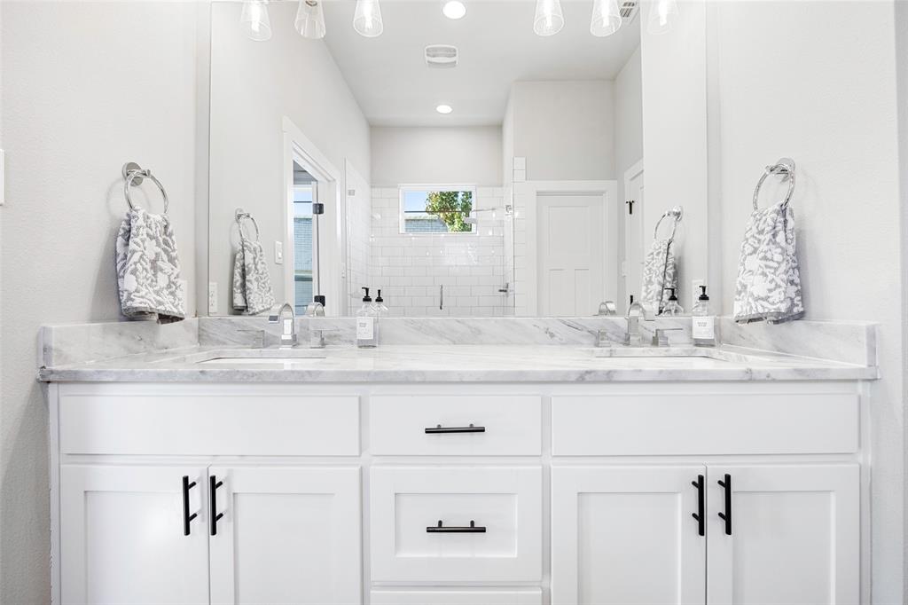 Henderson Heights Condo Bldg #1 - Residential Lease