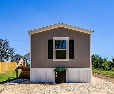 A home in Granbury