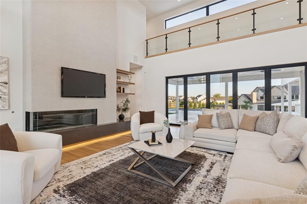 316 Longview Place
