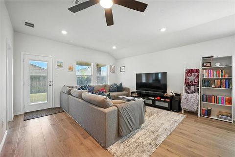 Tiny photo for 2805 Clover Drive, Sherman, TX 75092 (MLS # 21101154)