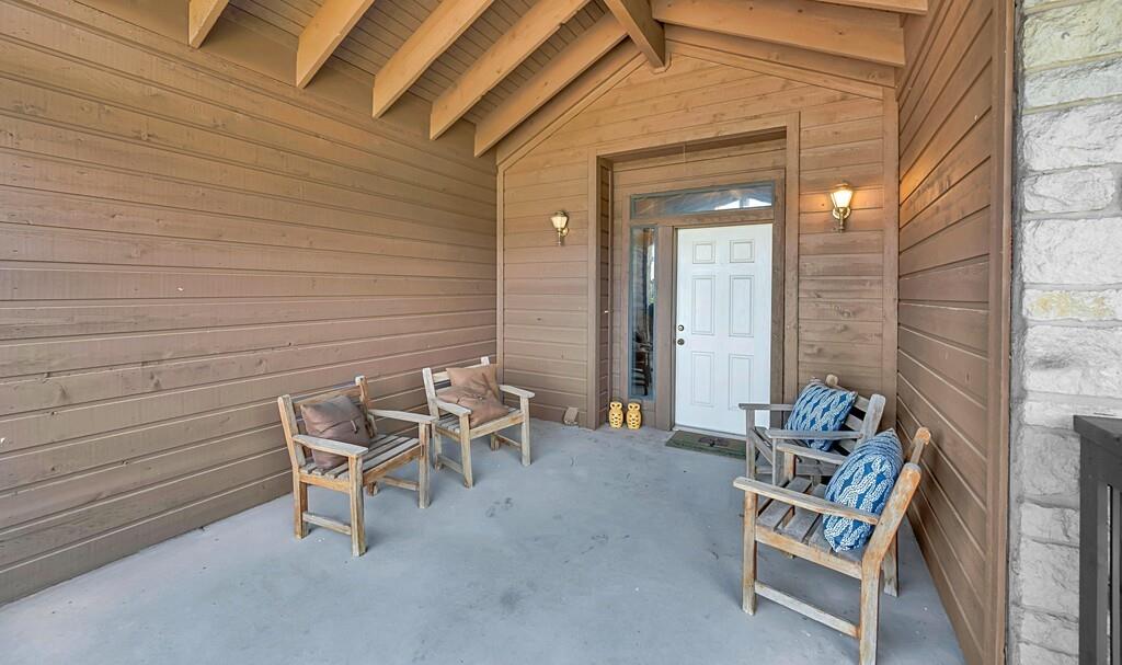 27095 Meadowmore Court 402