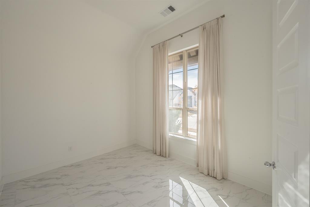 4012 Prickly Pear Avenue