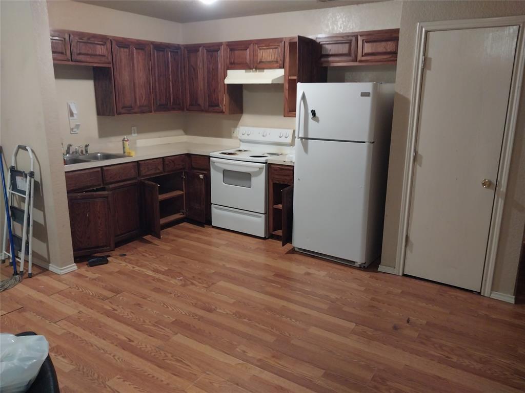 Moody J M Sub - Residential Income