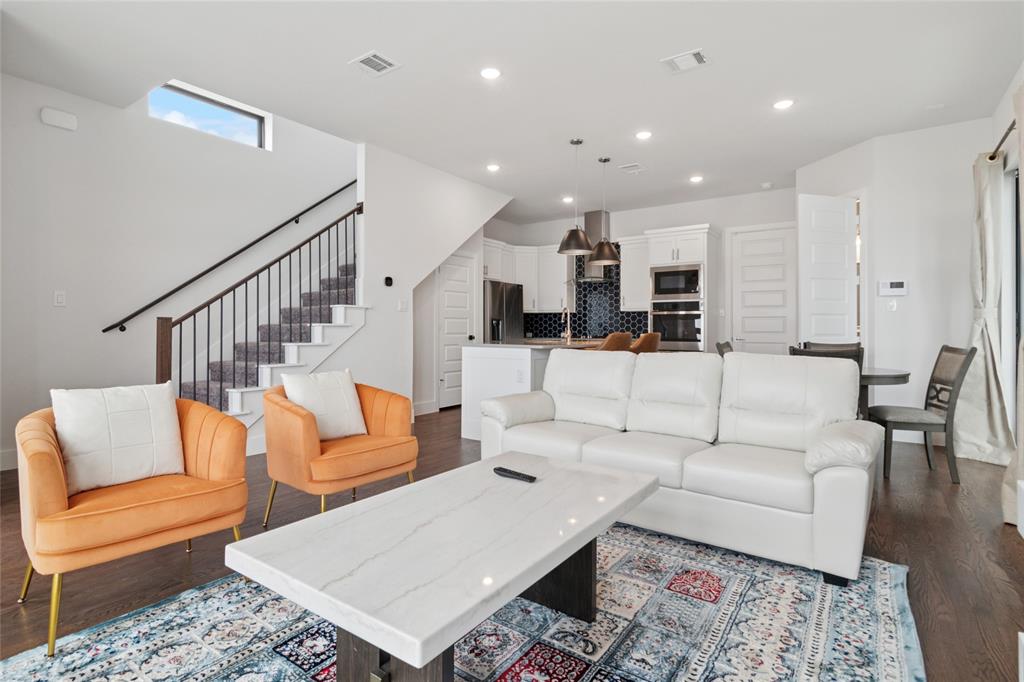 Sapphire Bay - Residential Lease