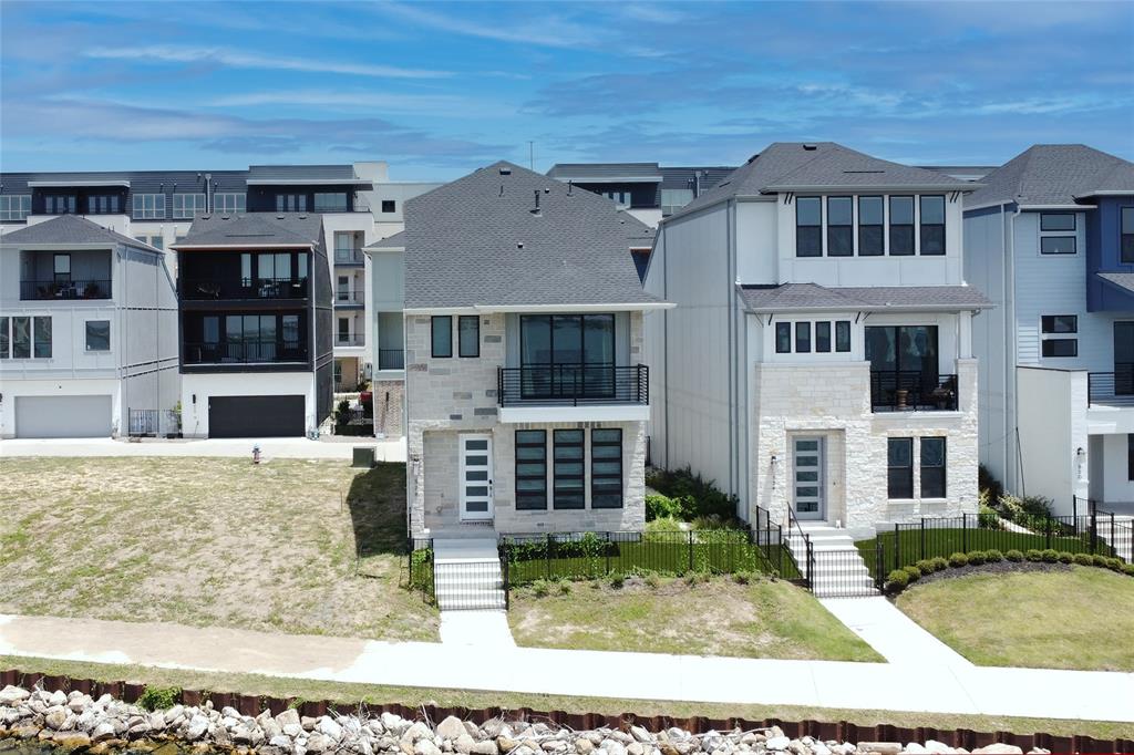 Sapphire Bay - Residential Lease