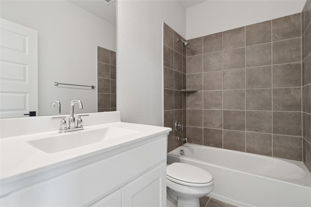 Sapphire Bay - Residential Lease