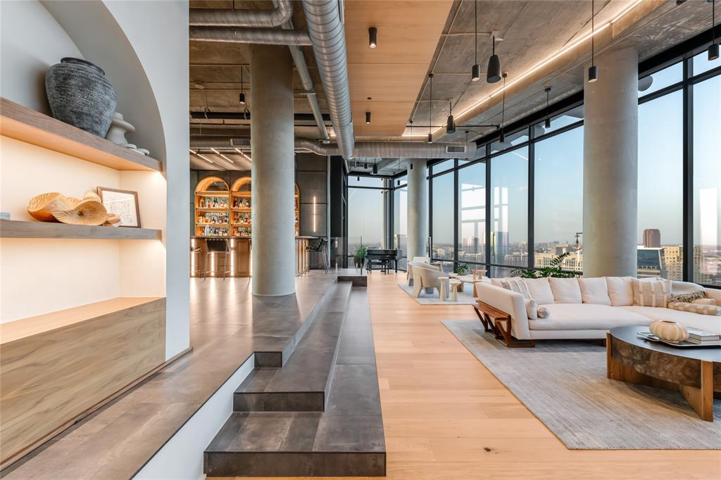 Residences - Residential